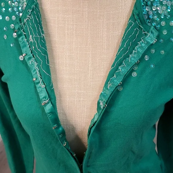 NWT GAP GORGEOUS SWEATER - Picture 5 of 5